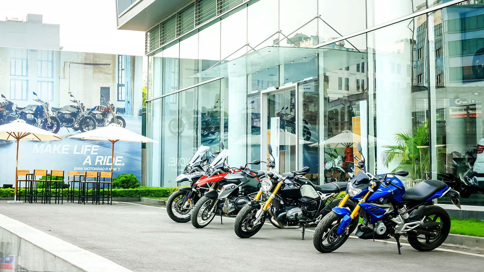 BMW Motorrad Long Biên